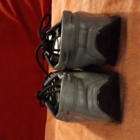 TIMBERLAND. - Picture 3 of 5